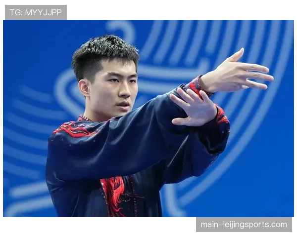 武术套路男子太极拳太极剑全能 厦门王彦宇微弱劣势摘银 武术套路男子太极拳太极剑全能 厦门王彦宇微弱劣势摘银